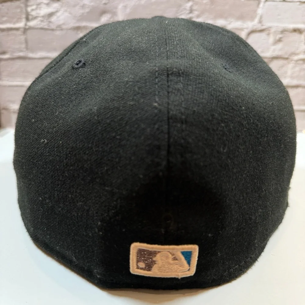 New Era 59FIFTY Hat Mens 7 3/8 Black Tampa Bay Rays Authentic On Field Cap